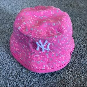 New Era Pink Patterned Bucket Hat